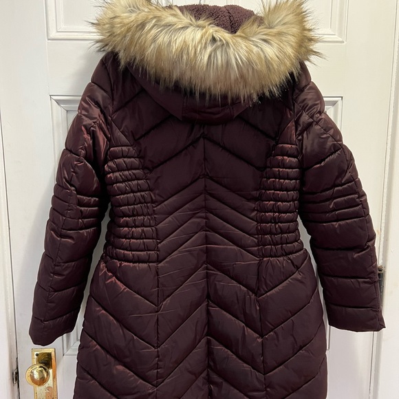 Laundry faux fur trim hooded puffer coat - Picture 3 of 3